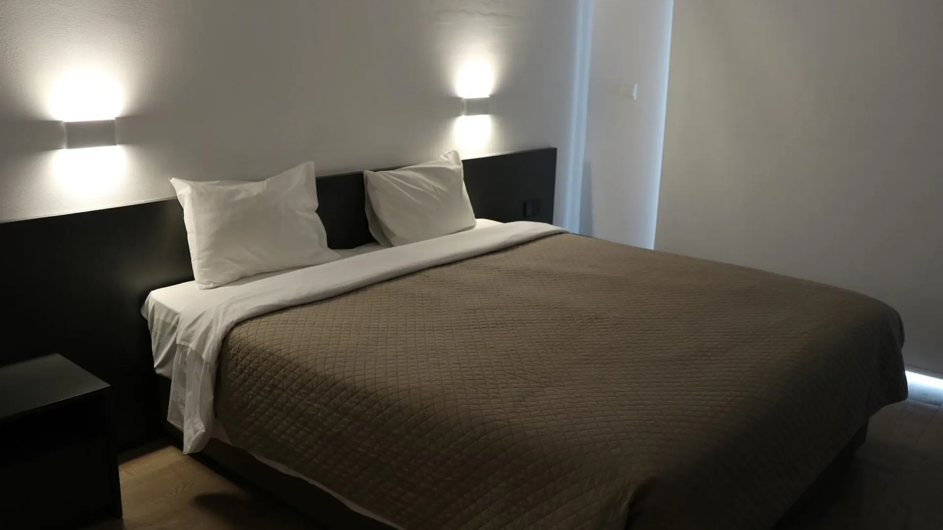 Sunflower Hotel Apartments Larnaca 3*,  Cipru