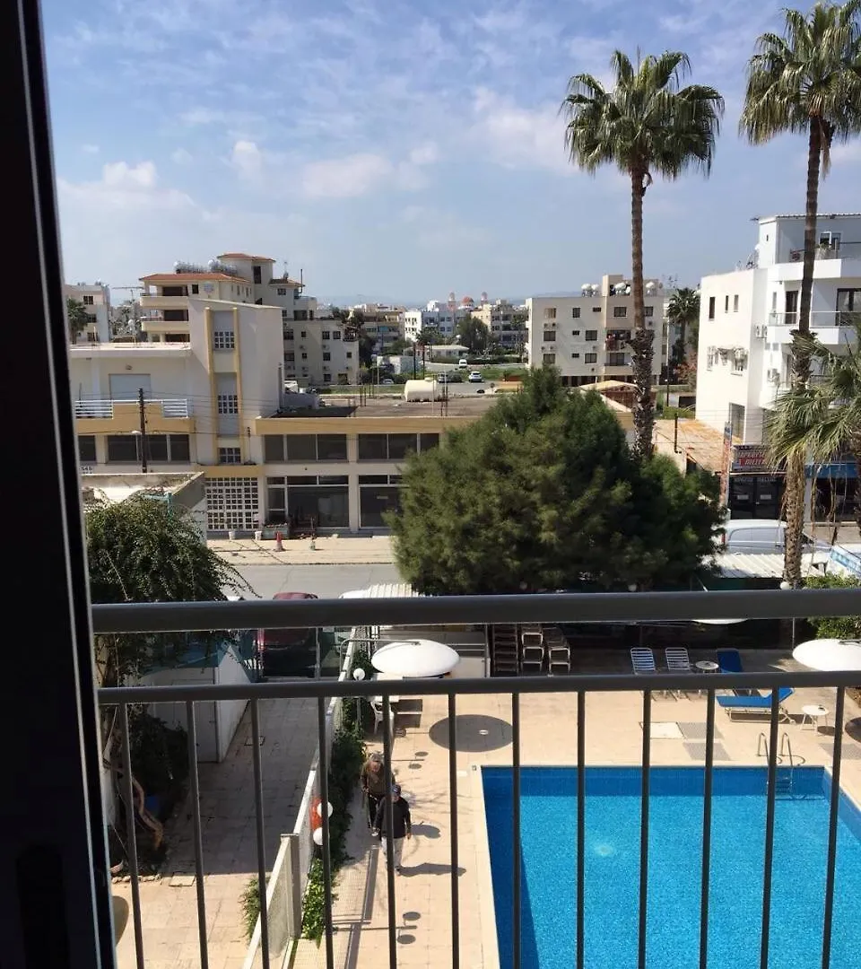 Sunflower Hotel Apartments Lárnaka Apartmanhotel