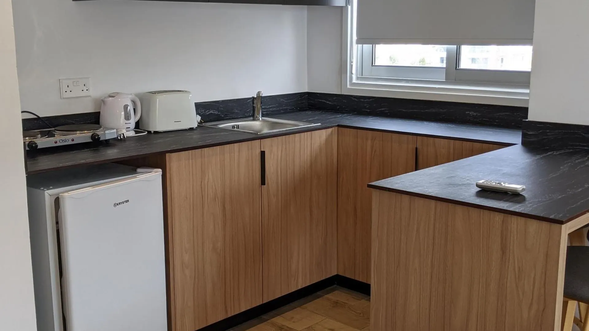 Sunflower Hotel Apartments 라르나카 3*,  키프로스