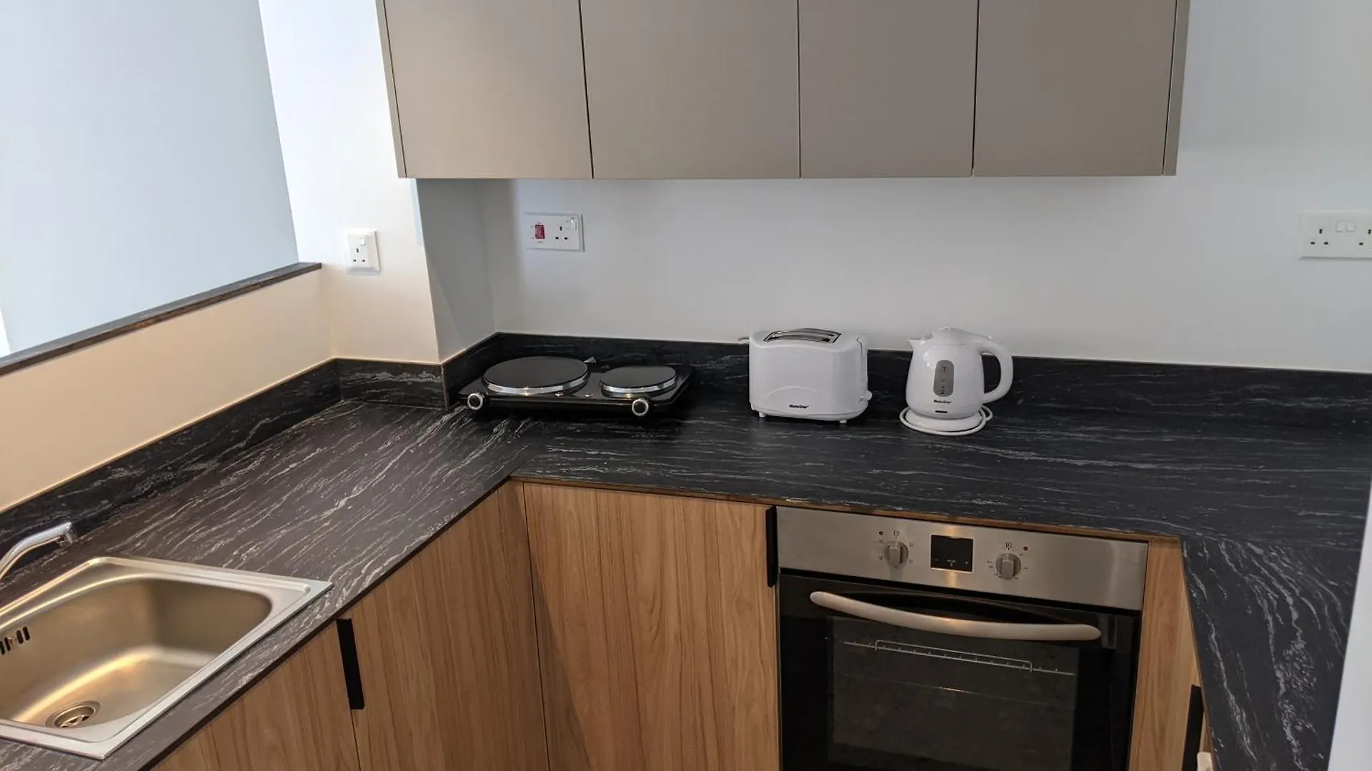 *** 아파트호텔 Sunflower Hotel Apartments 라르나카 키프로스